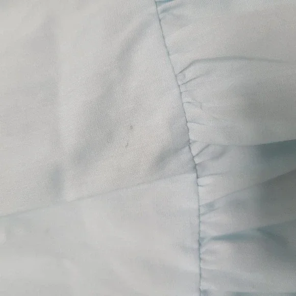 Girls vintage smocked dress with ruffles and smocking. Tagged size: 5 - Picture 2 of 5